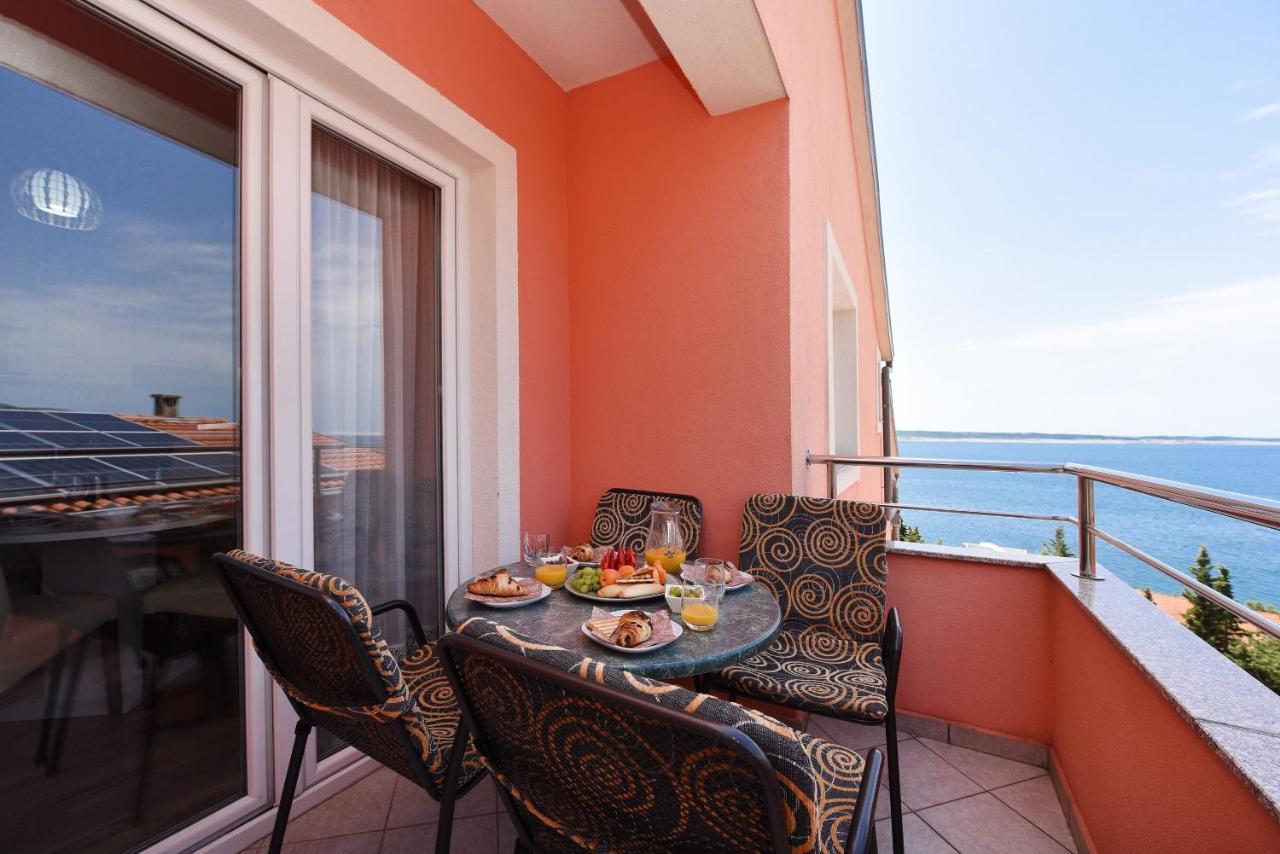 Apartments Amari Starigrad Paklenica Ngoại thất bức ảnh