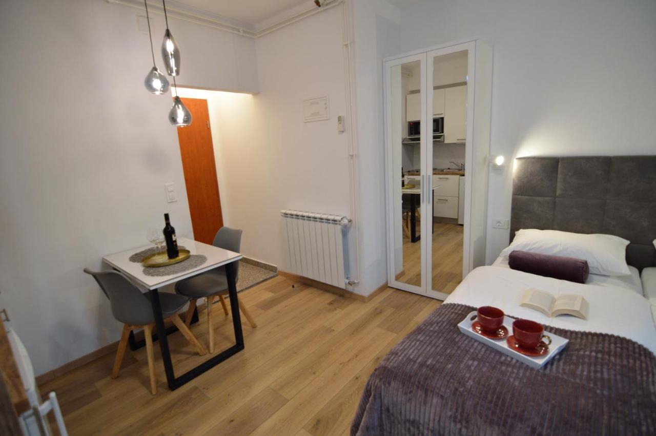 Apartments Amari Starigrad Paklenica Ngoại thất bức ảnh