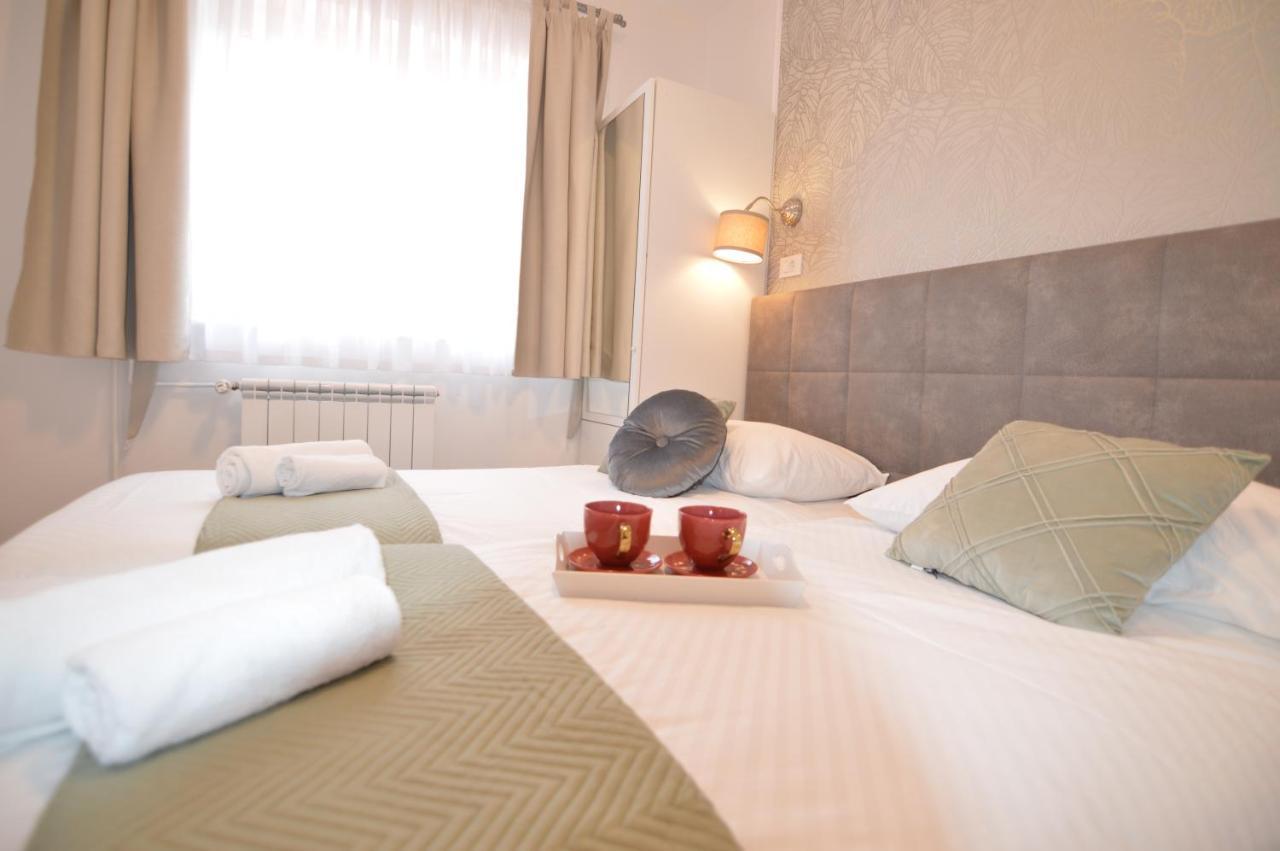 Apartments Amari Starigrad Paklenica Ngoại thất bức ảnh