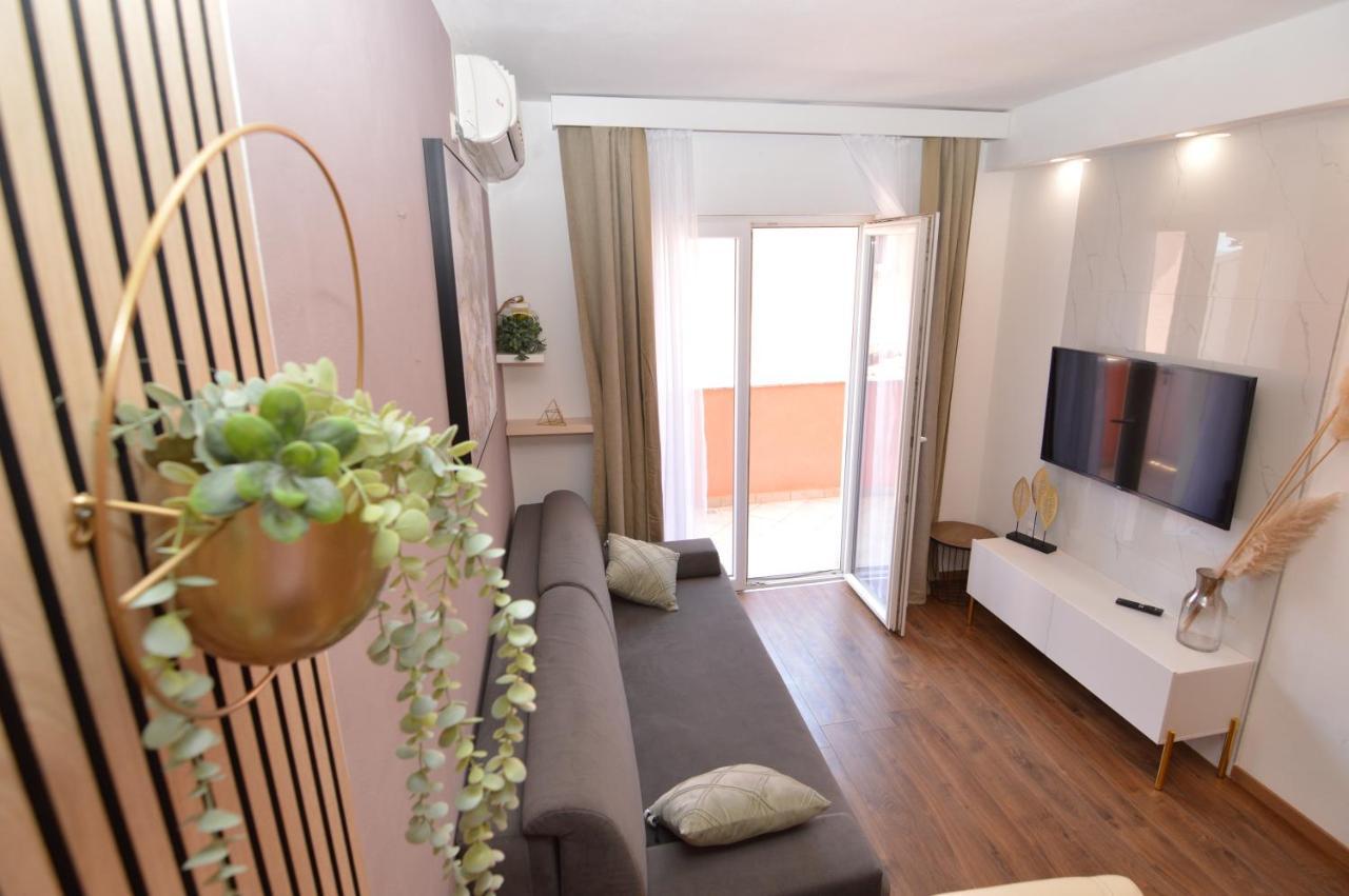 Apartments Amari Starigrad Paklenica Ngoại thất bức ảnh
